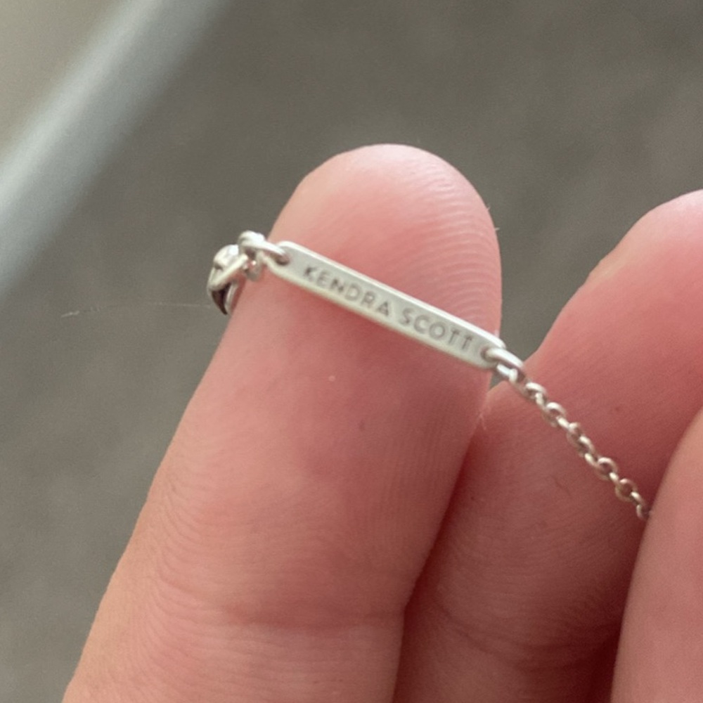 Kendra scott silver Necklace